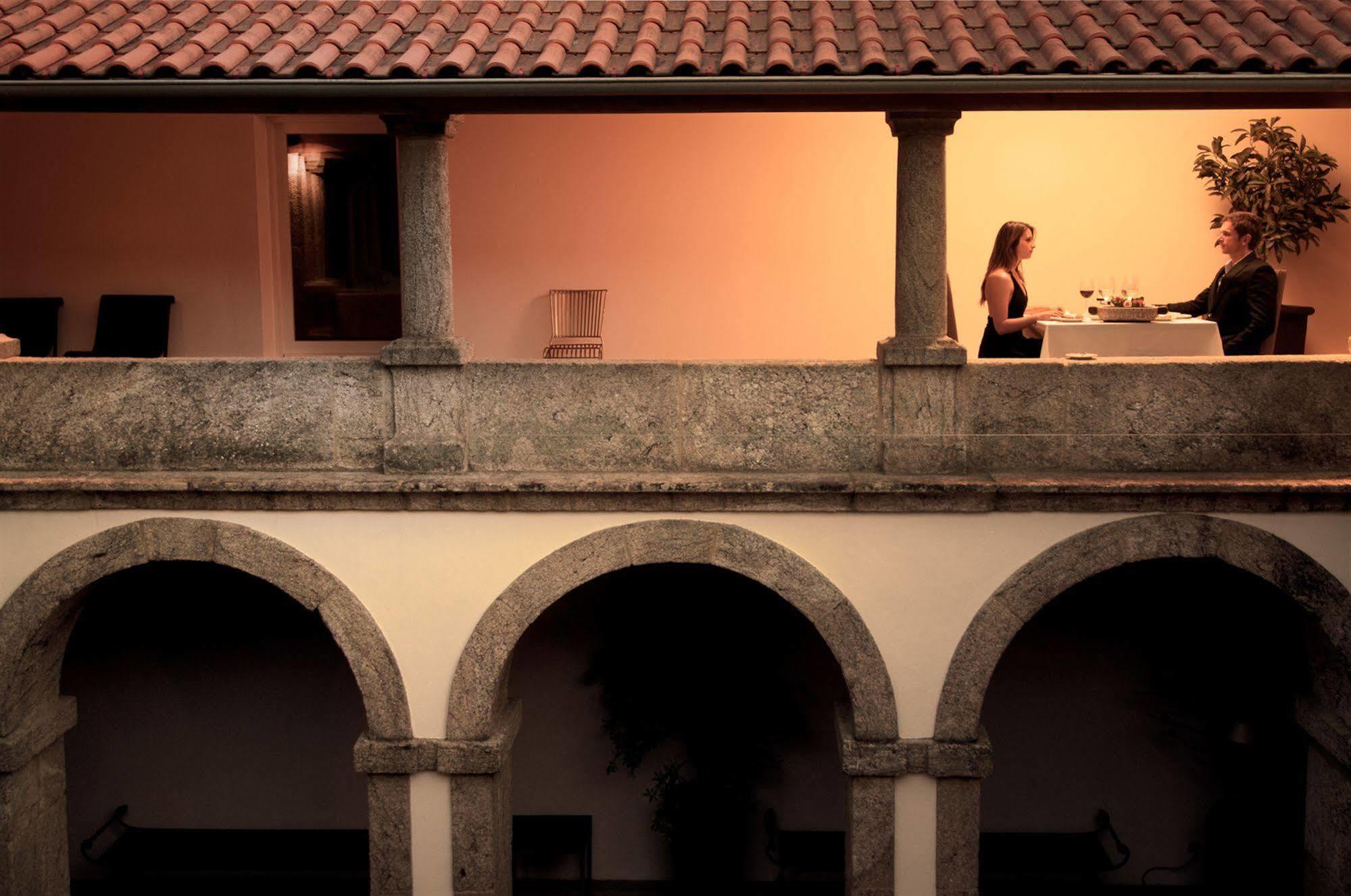 Hotel Convento Dos Capuchos มองเซา ภายนอก รูปภาพ