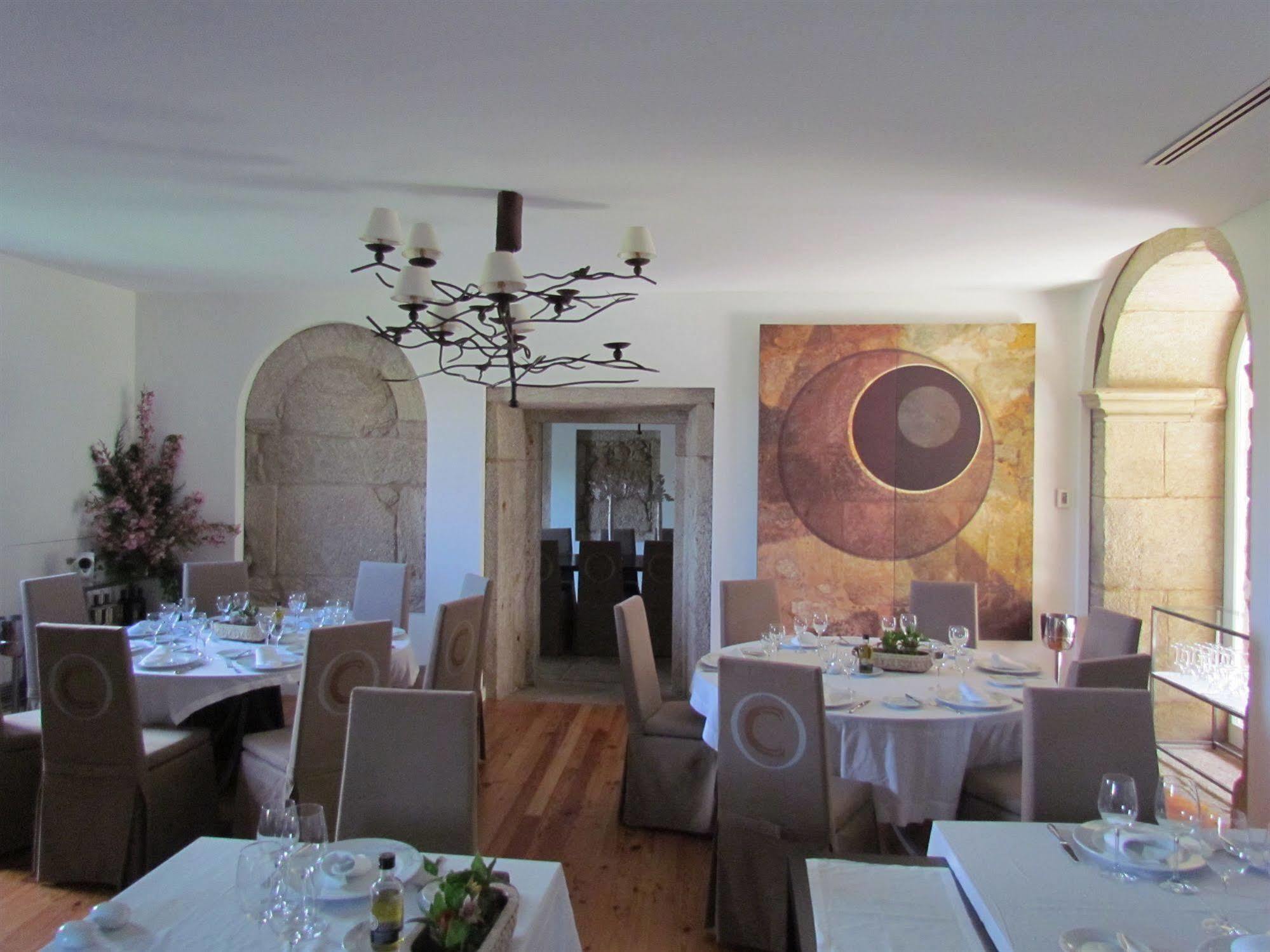 Hotel Convento Dos Capuchos มองเซา ภายนอก รูปภาพ